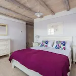 Elizabeta אומאג